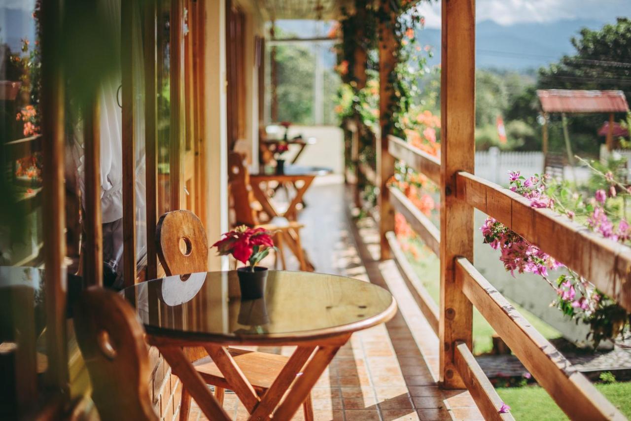 Posada Edelweiss อ็อกซาปามปา ภายนอก รูปภาพ