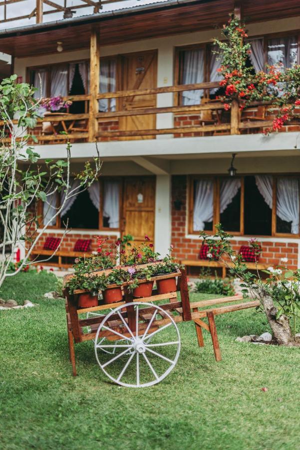 Posada Edelweiss อ็อกซาปามปา ภายนอก รูปภาพ